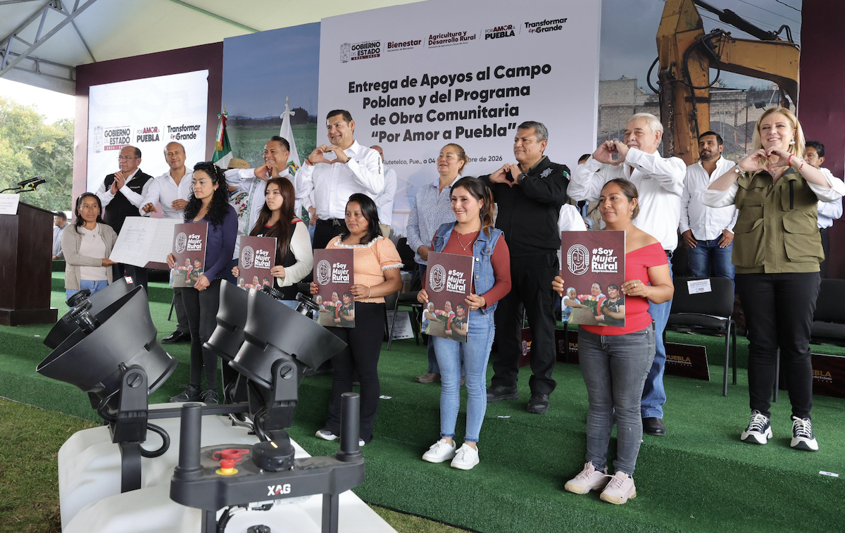 Gobierno del Estado transforma en grande con obra comunitaria y justicia energética